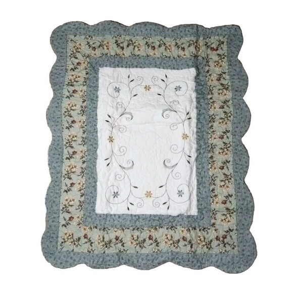 Nostalgia Std Sham 20"X26" Hand Crafted - Picture 1 of 4